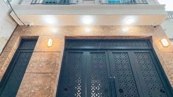 Bán Tòa dịch vụ đường Hoàng Mai, DT 70m2, 7t, mt 6m, tổng 15 phòng.