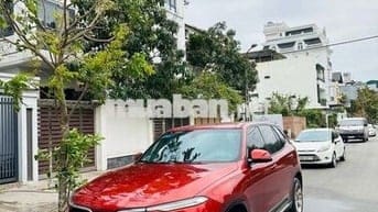 VinFast Lux SA2.0 2020 2.0 AT - 60000 km