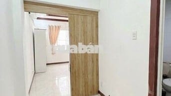 Phòng 25M2 - ĐỀ THÁM, QUẬN 1. TRUNG TÂM
