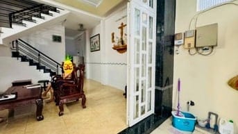 NHÀ ĐẸP GẤP BÁN 51m2, 4 TẦNG, NGANG 5m, HƠN 5 TỶ, P14 Q8 NGAY CC AQUA 