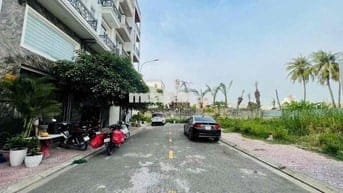 bán đất khu dự án đường 11m vỉa hè.sẵn sổ công chứng