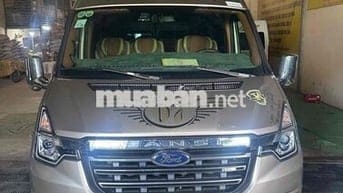 Ford Transit 2023 Tiêu chuẩn