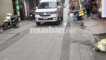 Tôi cần bán nhà Phú Đô mặt ngõ ô tô cách 1 nhà ra phố, nhà 5tầng .