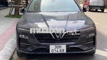 VinFast Lux A2.0 2022 A2.0 Tiêu chuẩn - 30000 km