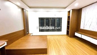 LIÊN MẠC giáp với HV Tài Chính- Nhà mới 5 tầng - LÔ GÓC, full NỘI THẤT