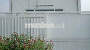 Nhà thông tin thật 5*20 ,1lầu, tdtsd 200m2, đường bê tông xe hơi
