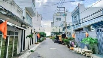 BÁN NHÀ ĐƯỜNG SỐ 5 – SÁT HƯƠNG LỘ 3 – AEON TÂN PHÚ hẻm 8m gần trường