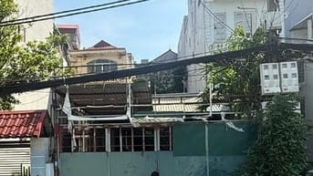Cho thuê nhà xưởng tại 239 Lâm Du - Bồ Đề, quận Long Biên