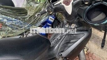 Yamaha năm 2019 đen nhám