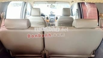 Toyota Innova G 2010
