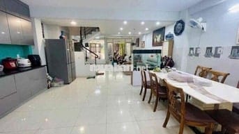 NHÀ ĐẸP CHO THUÊ 6X15M KHU TÂN QUY ĐÔNG GẦN LOTTE Q7