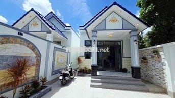 Bán nhà phường Phú Tân Bến Tre siêu đẹp