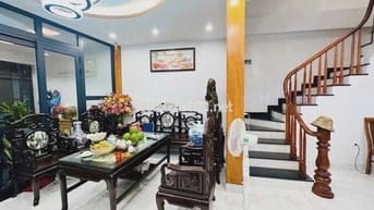 MẶT NGÕ LIÊN MẠC~40m-6 TẦNG - LÔ GÓC 4THOÁNG- Ô TÔ VÀO - FULL NỘI THẤT
