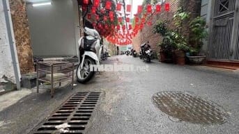 nguyễn chính ô tô tránh,7 chỗ vào nhà,42m 5 tầng thang máy