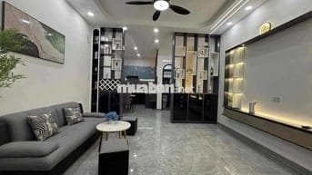 BÁN NHÀ GẦN TRƯỜNG THPT QUANG TRUNG,DTSD : 80m2. 3PN 2WC. GIÁ 4,1TỶ
