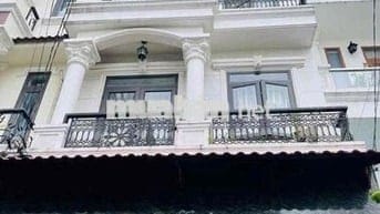 CHO THUÊ NHÀ 4TẦNG FULL NỘI THẤT QL13 CŨ GẦN NGÃ TƯ BÌNH PHƯỚC