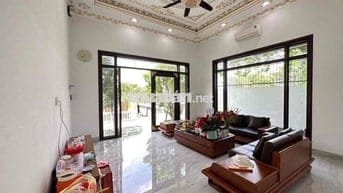 Cho thuê nhà Chánh Mỹ 3PN Sân Đậu 2 Ô Tô Gần Phố Đi Bộ Bạch Đằng