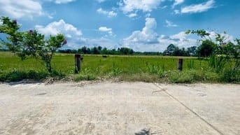 Ngộp đất ở -  thổ cư - 236m2 - gấp bán 630 triệu 