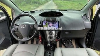 Toyota Yaris 2007 1.3 AT - 127800 km