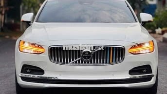 Volvo S90 2022 LWB Ultimate B6 AWD - Bank 90%