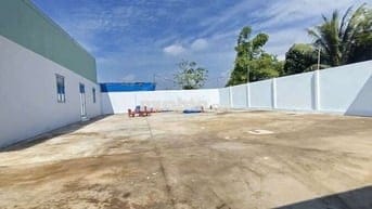 GẤP BÁN XƯỞNG MỚI XÂY VỚI DIỆN TÍCH CỰC ĐẸP 1110M2 . FULL THỔ 100,%.