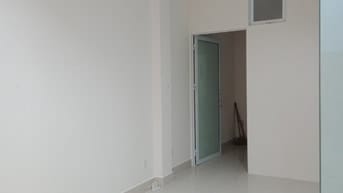 PHÒNG LẦU 2- 19M2- CÓ CỬA SỔ- FULL NỘI THẤT-GIỜ TỰ DO- 3,5TR/TH