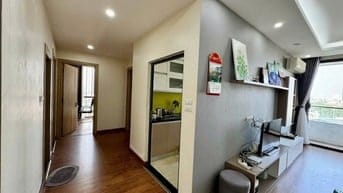 C/c Hud, Điện Biên Phủ, Bình Thanh: Căn góc, 3PN, 2WC, NT, 13tr/th.
