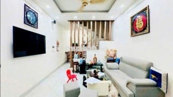 BÁN NHÀ PHÂN LÔ THỤY KHUÊ TÂY HỒ 39m 5 TẦNG MT 4m 8,8 TỶ, DÂN XÂY GẦN