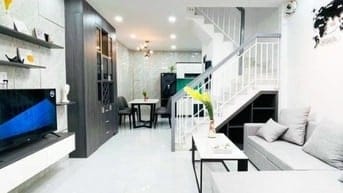 Về quê sinh sống bán gấp nhà đường Sư Vạn Hạnh, Q10, 62m2/giá 1,35 tỷ