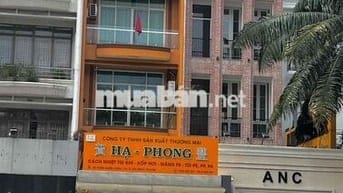 Cho thuê mặt bằng đường Trần Quốc Hoàn ngang 4,5* 18m