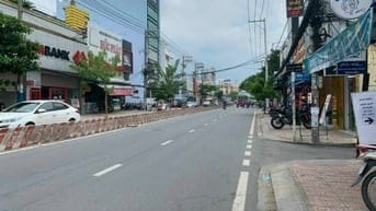 Bán nhà mặt tiền Tân Sơn Nhì, q. Tân Phú Diện tích: 7x20m dtcn:170m²