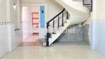 nhà mặt tiền trệt lầu 4*11; 2pn tiện kinh doanh