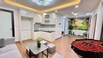 Bán căn ccmn 80m2 phố Vũ tông Phan sổ đỏ chung có phôi riêng 3 ngủ đep