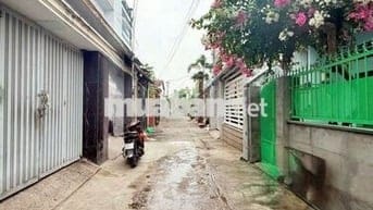 Cần bán gấp nhà P ĐHT Q12.DT 4*21 .1 trệt 4lầu 5PN 4WS hẻm xe tải