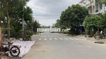 Đất nền mặt tiền 108m2 (6x18m) - Đường 20m - KDC Phú Lợi P.7 Q.8