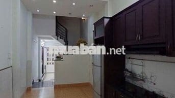 Cho thuê nhà 120/68 Thích Quảng Đức 4x15m 2 lầu st 6pn giá 21 triệu