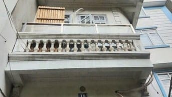 Chính chủ bán nhà ngõ 197 Hoàng Mai - lô góc - ô tô lý thuyết 