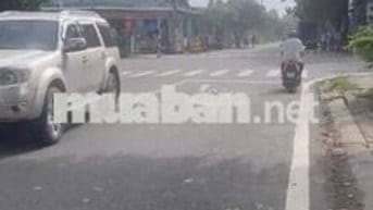 Nhà Chợ Phú Chánh 1 trệt 3 lầu sát góc chính chủ