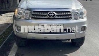 Toyota Fortuner 2010 2.5G - 260000 km