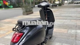 Vespa iget ABS bao hồ sơ