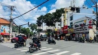 ĐẤT FULL THỔ HẺM 1/ ĐƯỜG VÕ VĂN NGÂN -HXH 5M -NGANG 6.5 -TIỆN XÂY CHDV