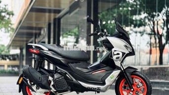 Aprilia SR GT 200
