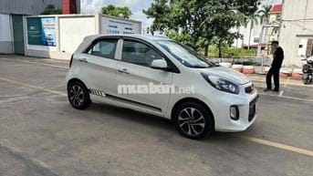 Kia Morning 2015 1.25 MT mua về chỉ việc chạy