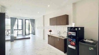 Cho thuê STUDIO BANCOL nhà mới ngay cầu Chánh Hưng, Phạm Hùng đi q5 5p