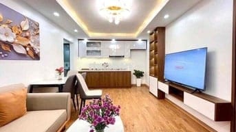 Bán nhà 4,5 tỷ mặt phố Phạm ngọc Thạch sổ đỏ 65 m tập thể tầng 3 đẹp