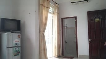 Cho thuê phòng trọ 30 m2 cao cấp đầy đủ tiện nghi, gần sân bay TSN 