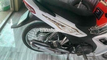 Xe số Honda Wave RSX 110cc màu trắng 2022