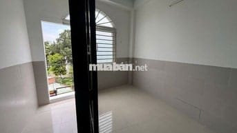 PHÒNG NGAY ĐẠI HỌC NGÂN HÀNG 500M ĐI BỘ