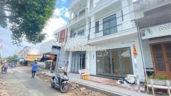 CHO THUÊ NHÀ LẦU MỚI ĐẸP CÓ TOLET TRONG KDC AN KHÁNH