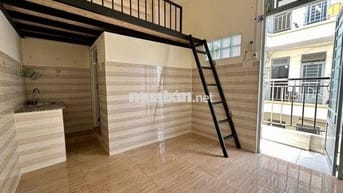 PHÒNG BAN CÔNG MÁY LẠNH NGAY CHỢ AN NHƠN